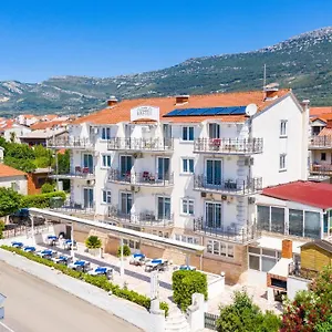 Hotel Aqua - Guest & Kastela