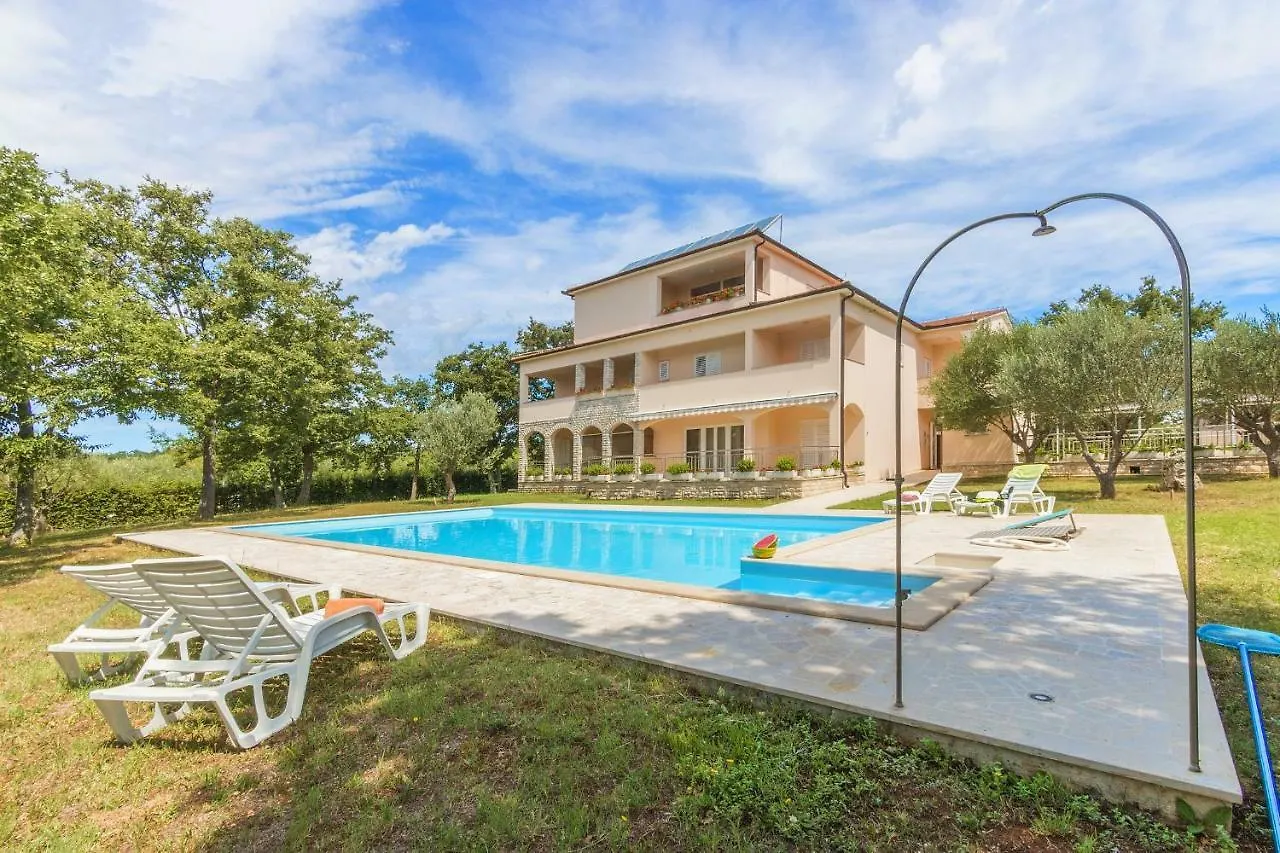 Pansion Oliva Hotel Krnica Kroatië